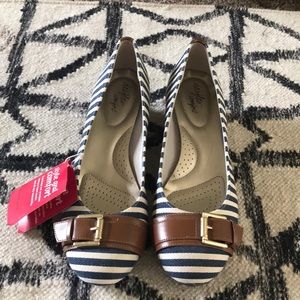 NWT Striped mini wedge heels
